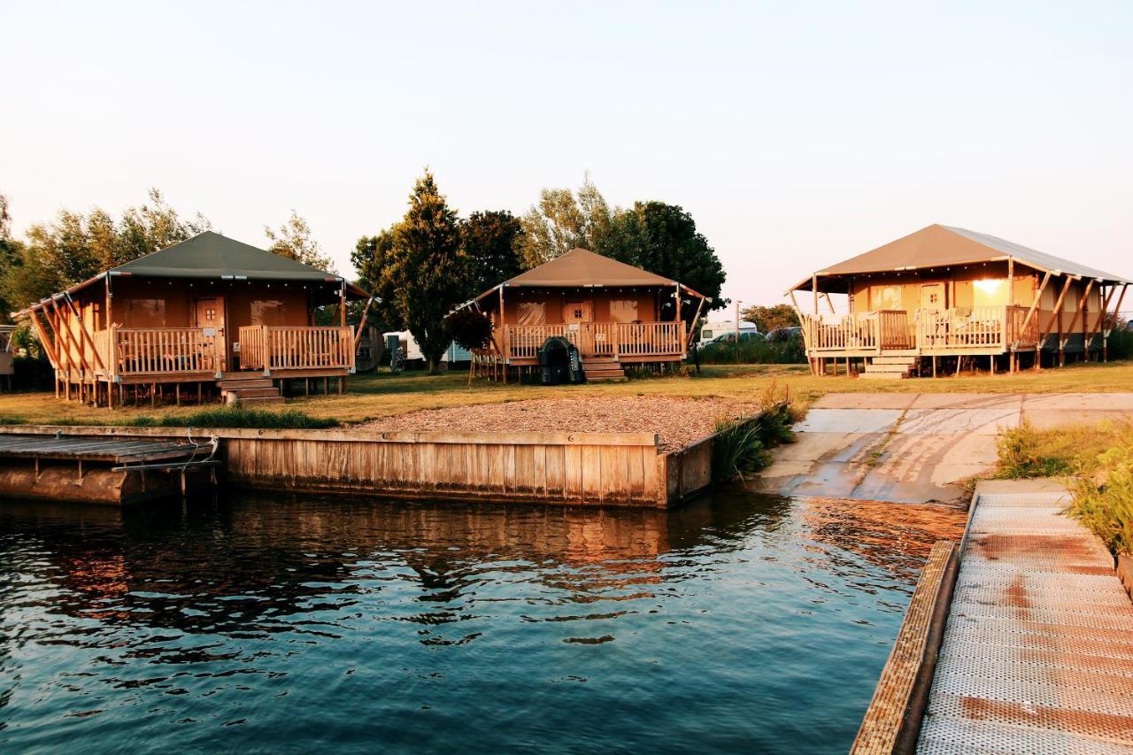 Luxury Lake Lodge Alphen  Kültér fotó