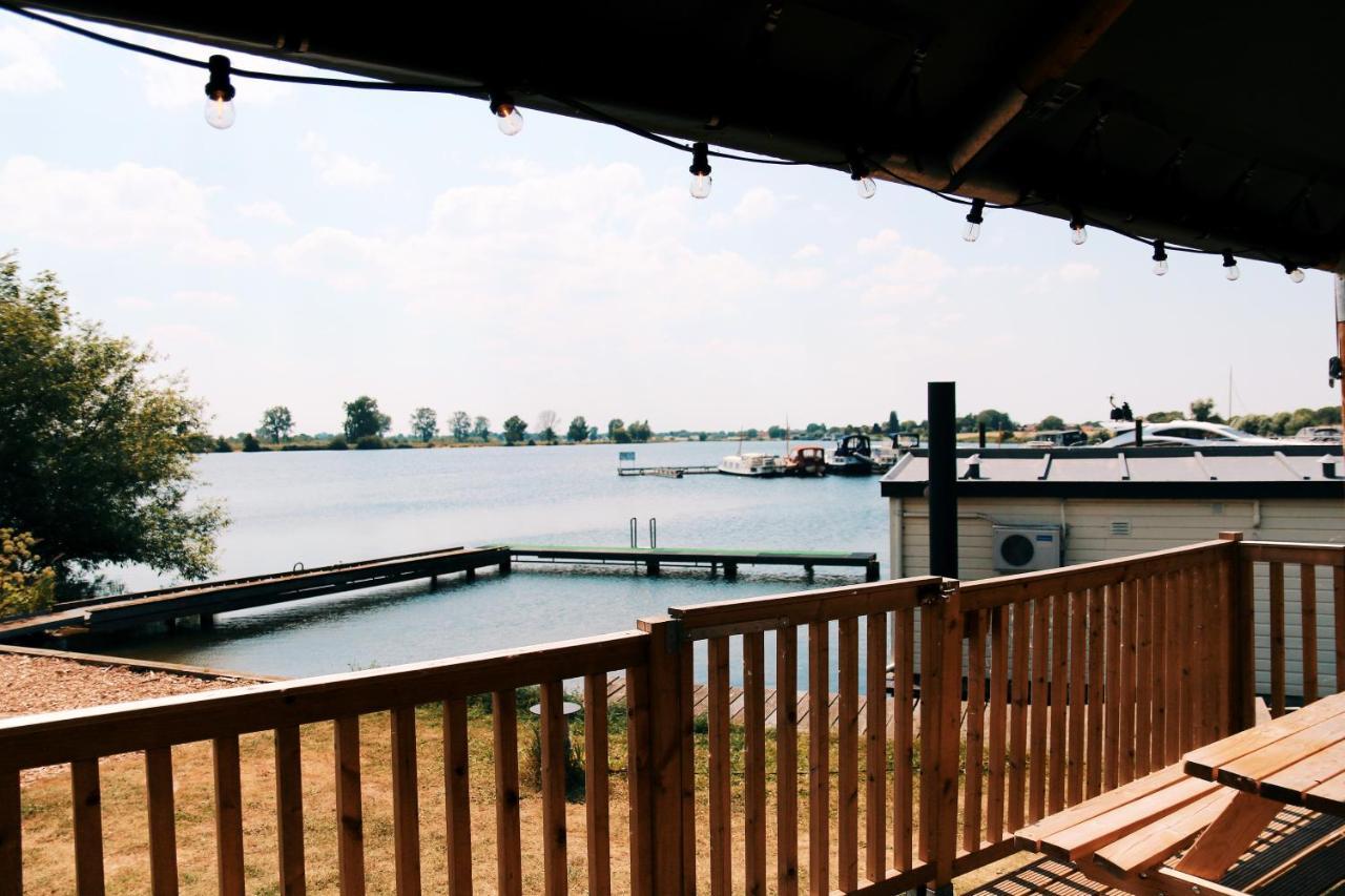 Luxury Lake Lodge Alphen  Kültér fotó